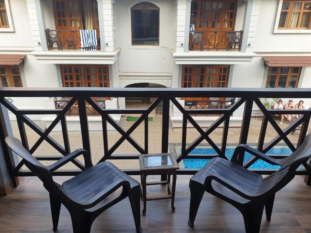 Coastal Suites Apart Hotel ---- 8 Minutes Walk To Beach Бенаулим Екстериор снимка